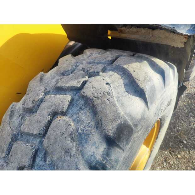 2012 كاتربيلر 906H2-42944422