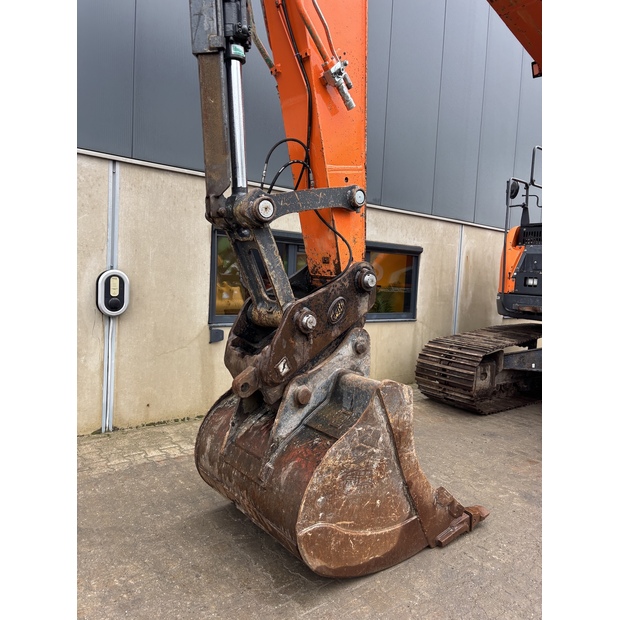 2020 دووسان DX235LCR-5-42944681