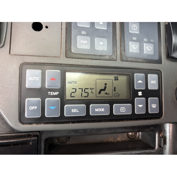 2020 دووسان DX235LCR-5-42944713