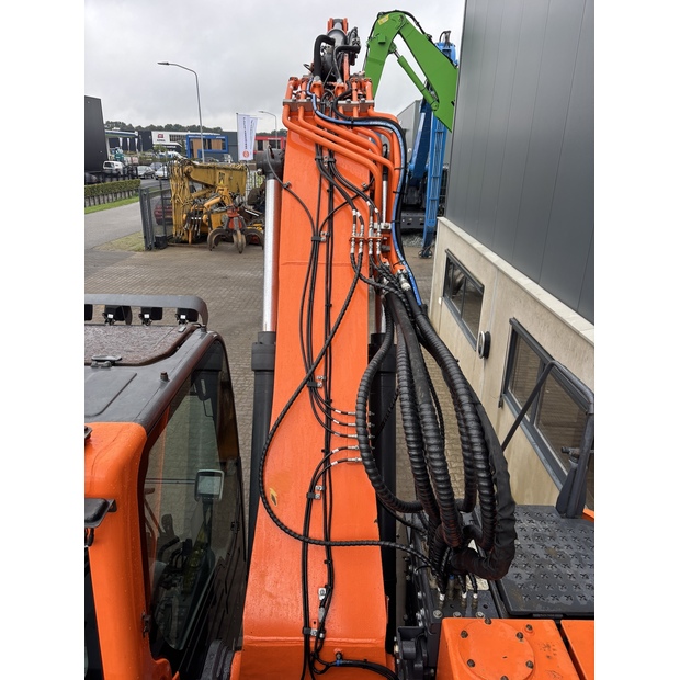 2020 دووسان DX235LCR-5-42944734