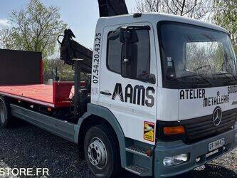 صورة ل رافعات 2000 مرسيدس بنز 1517