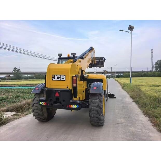 2023 JCB 540-170-42954732