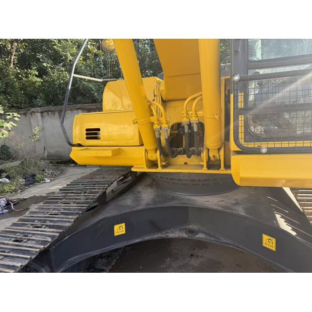 2024 Komatsu PC210-8-42955495