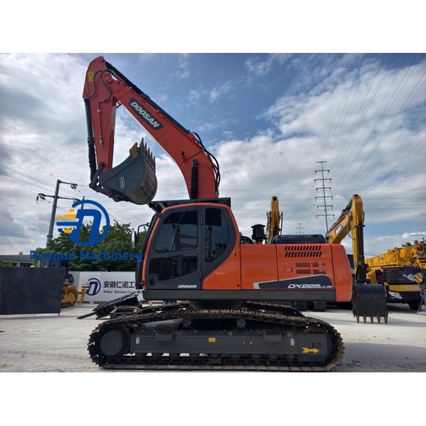 2023 Doosan DX225-42955554