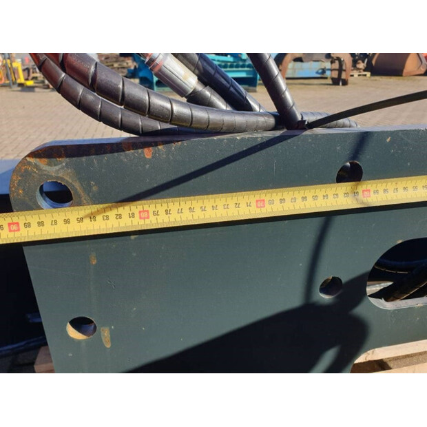 Hyundai HW140-42955594