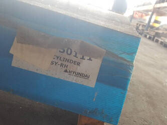 hyundai-r320lc-7-42955834