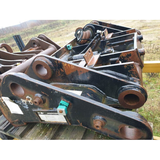 1999 فيراكتيرت IT28G-42956085