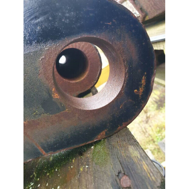 1999 فيراكتيرت IT28G-42956087