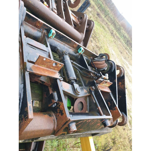 1999 فيراكتيرت IT28G-42956088