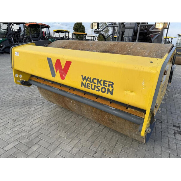 2020 واكر نيوسون RC 110-42956931