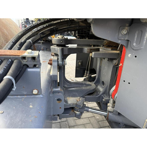 2020 واكر نيوسون RC 110-42956949