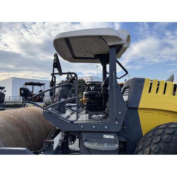 2020 واكر نيوسون RC 110-42956951