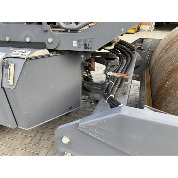 2020 واكر نيوسون RC 110-42956990