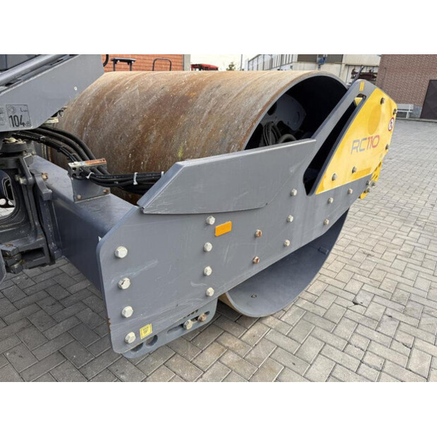 2020 واكر نيوسون RC 110-42956992