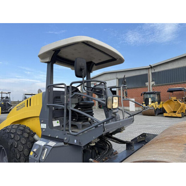 2020 واكر نيوسون RC 110-42957002