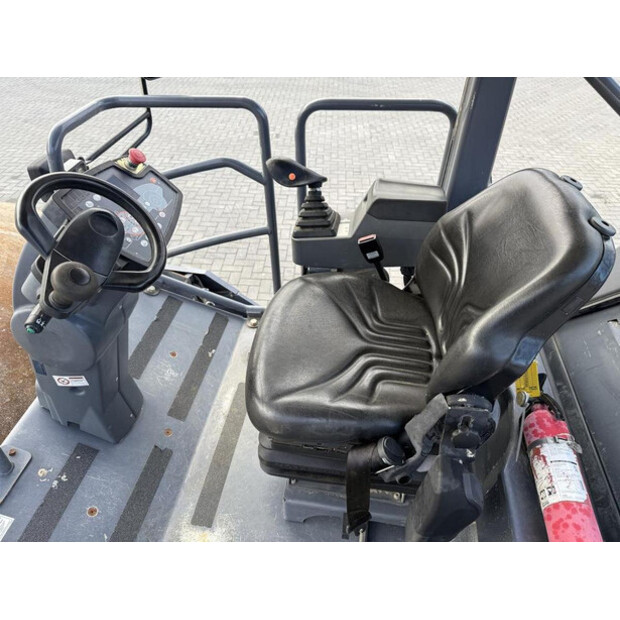 2020 واكر نيوسون RC 110-42957006