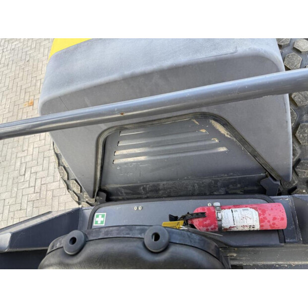 2020 واكر نيوسون RC 110-42957011