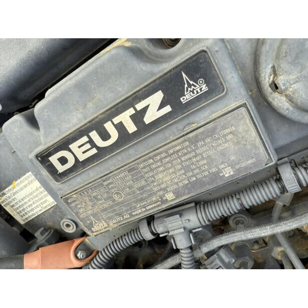 2020 واكر نيوسون RC 110-42957024