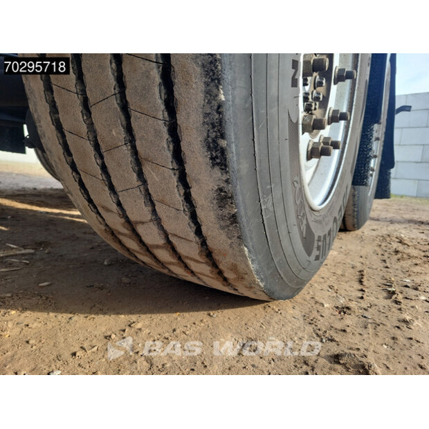 2021 كرون SD-42957566