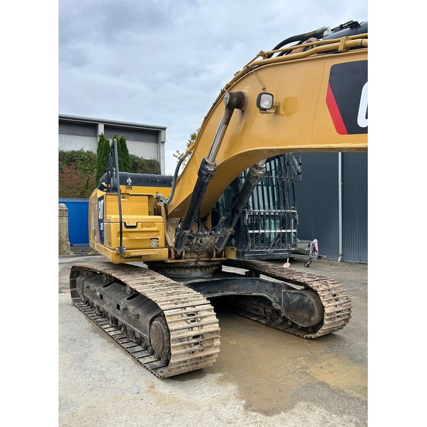 2019 Caterpillar 326 SLR-42965088