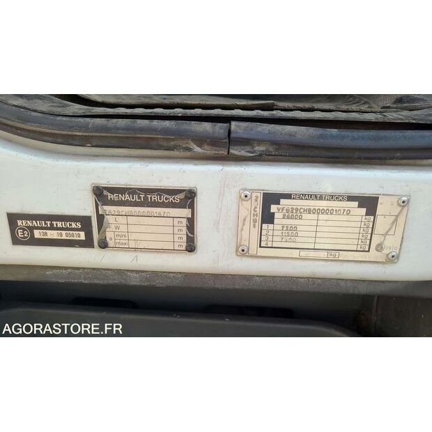 2010 Renault PREMIUM-42972409