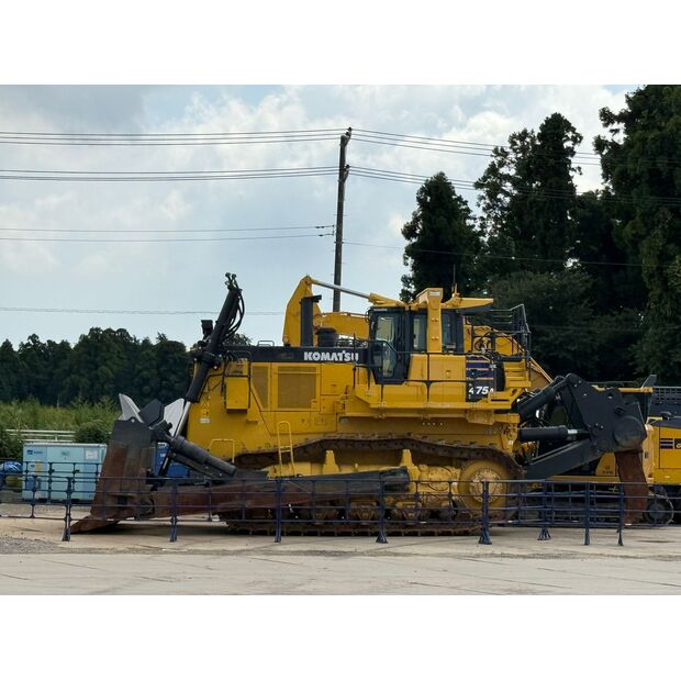 2023 كوماتسو D475A-8R-42972552