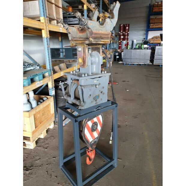 2016 FUCHS OTHERS-42972553