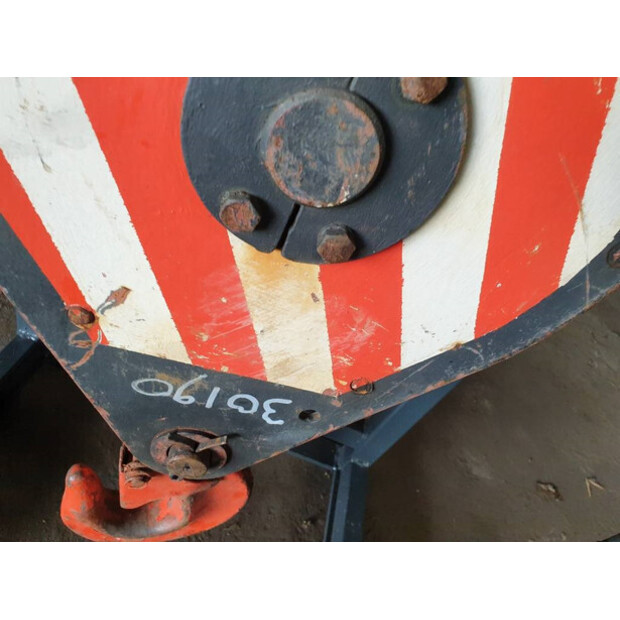 2016 FUCHS OTHERS-42972557