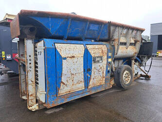 Image for 2013 Lindner Urraco 75 D