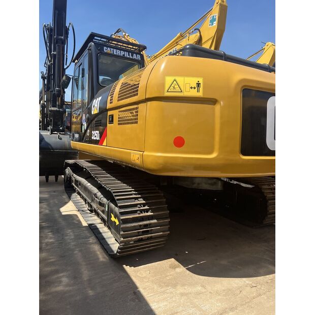 2022 Caterpillar 325DL-42973348