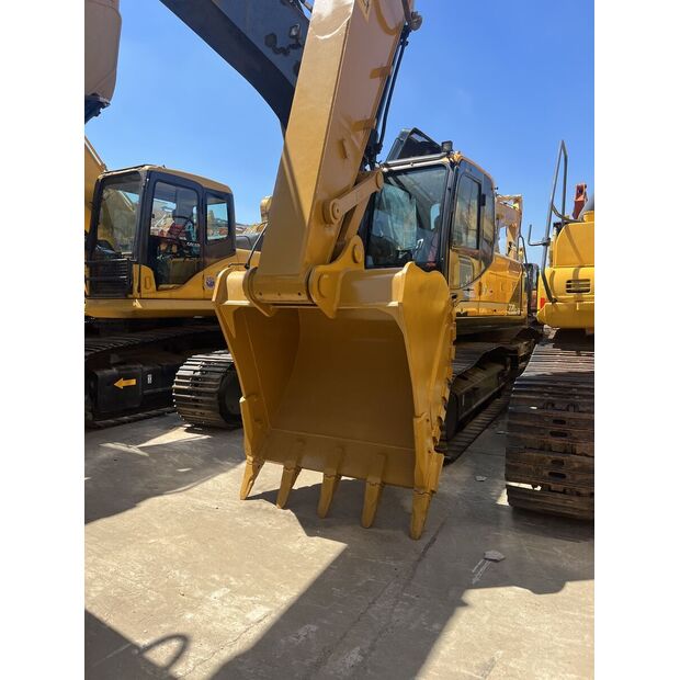 2022 Caterpillar 325DL-42973354
