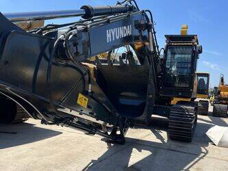 2023-hyundai-330lc-9s-1327892-42973388