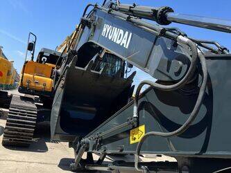 2023-hyundai-330lc-9s-1327892-42973392