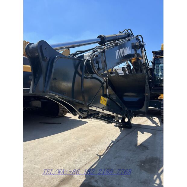 2023 Hyundai 330LC-9S-42973399