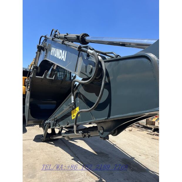 2023 Hyundai 330LC-9S-42973403