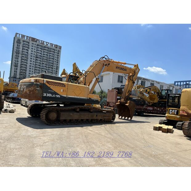 2018 Hyundai 330LC-9S-42973419