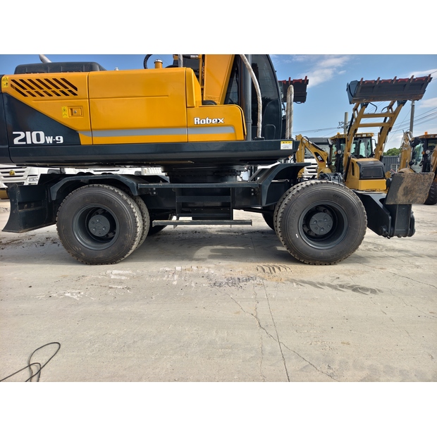 2024 Hyundai HW210W-9-42973427