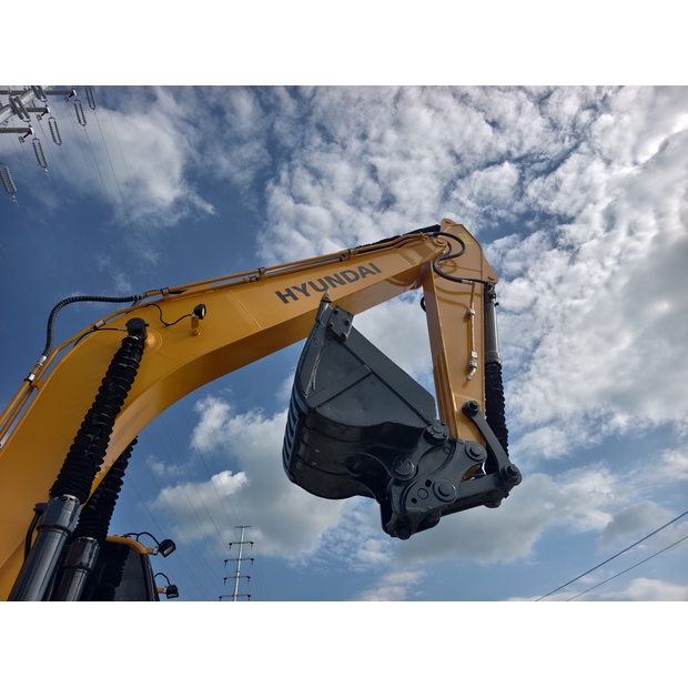 2024 Hyundai HW210W-9-42973428
