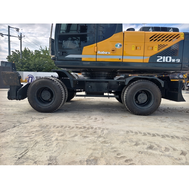 2024 Hyundai HW210W-9-42973431