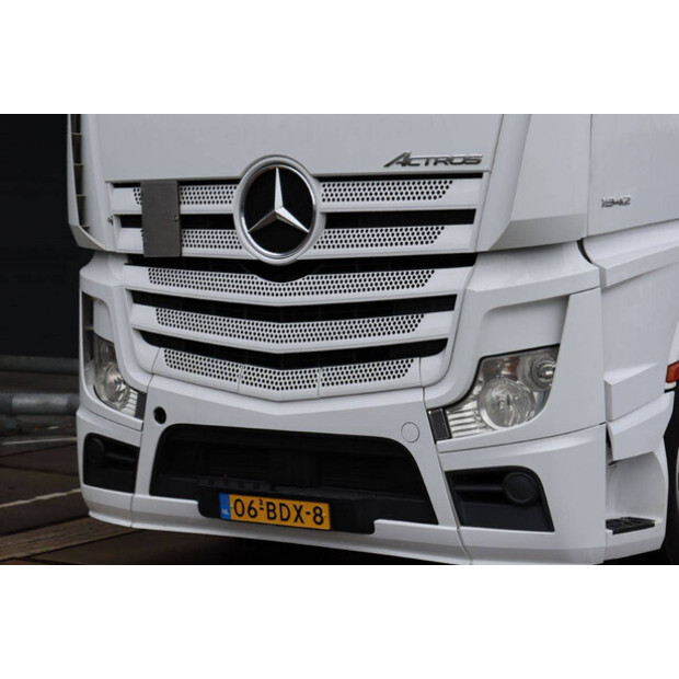 2014 مرسيدس بنز ACTROS-42973809