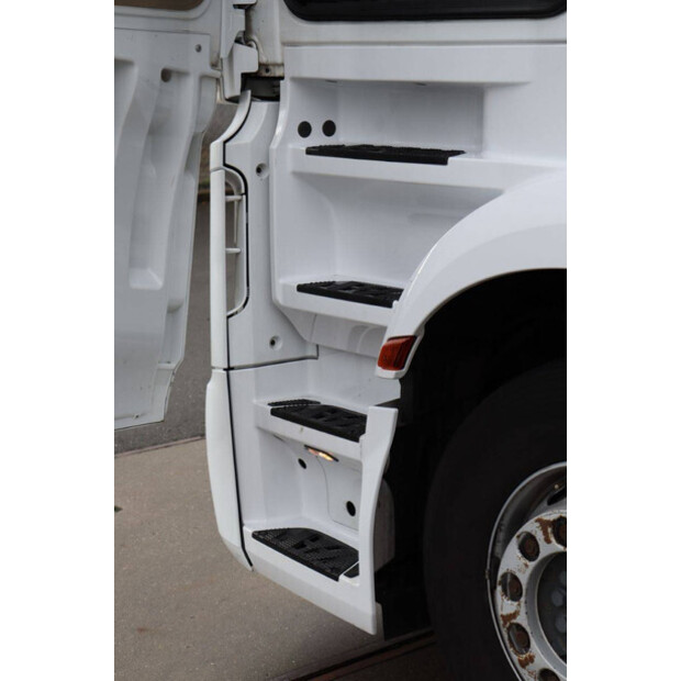 2016 Mercedes-Benz ACTROS-42973898