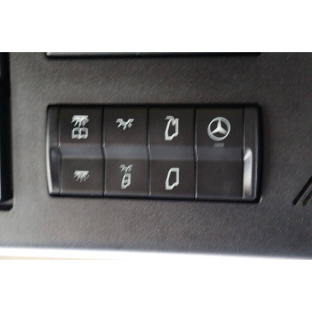 2016 Mercedes-Benz ACTROS-42973926