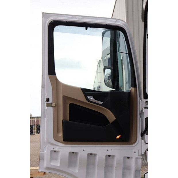 2018 مرسيدس بنز ACTROS-42974074