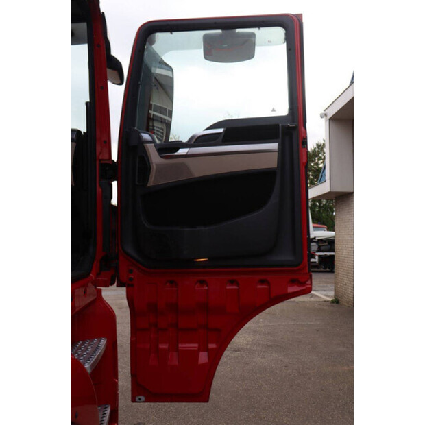 2017 مان TGX-42975045