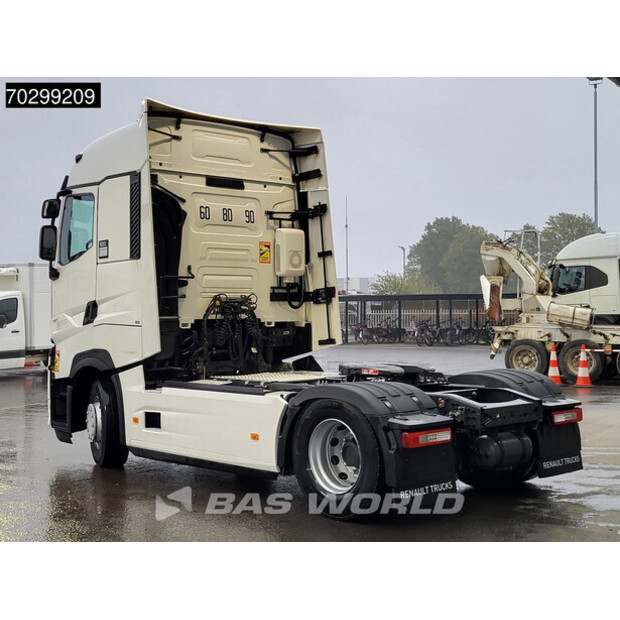 2022 رينو T520-42975630