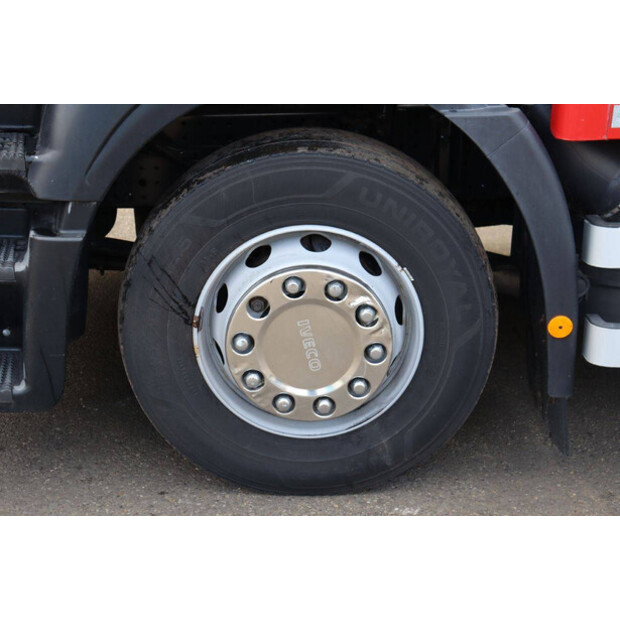 2017 Iveco AD190S/P-42975806