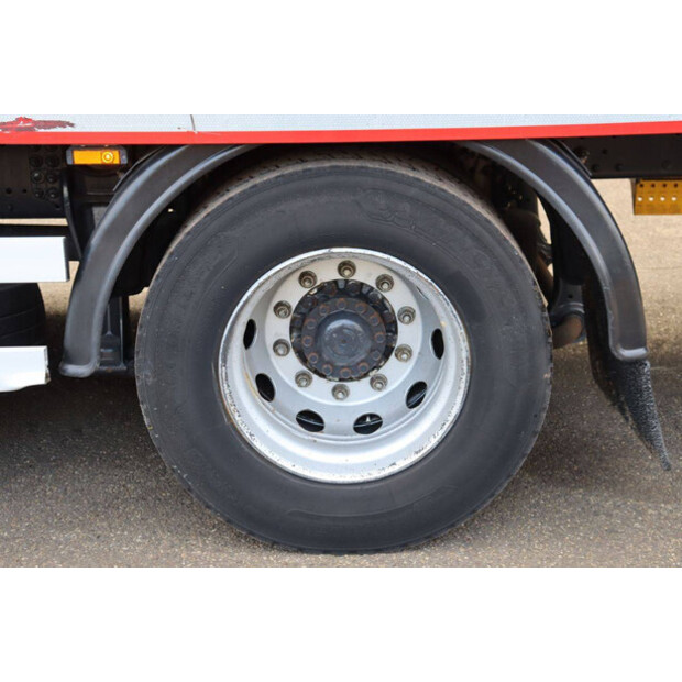 2017 Iveco AD190S/P-42975807