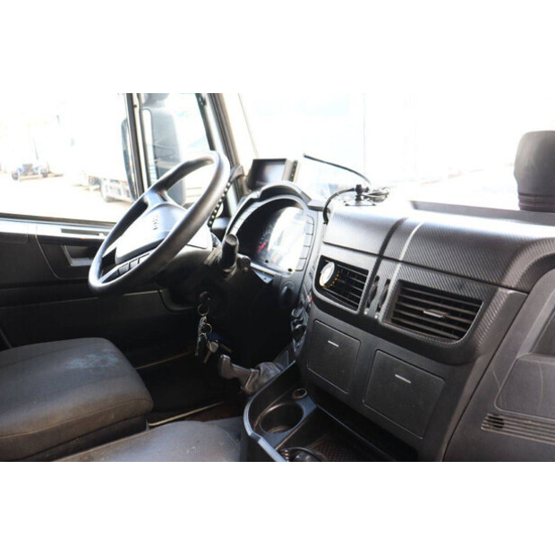 2017 Iveco AD190S/P-42975835