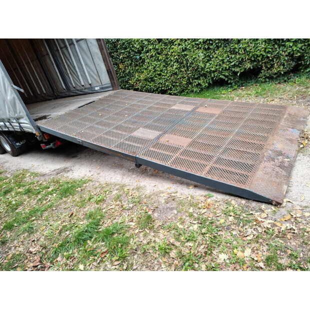 2005 LAG O-3-39 01-42975998