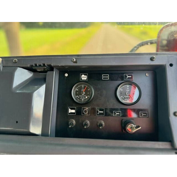 1994 مرسيدس بنز E817R-42978013